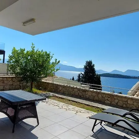 Lefkada Unique Sea View * נידרי